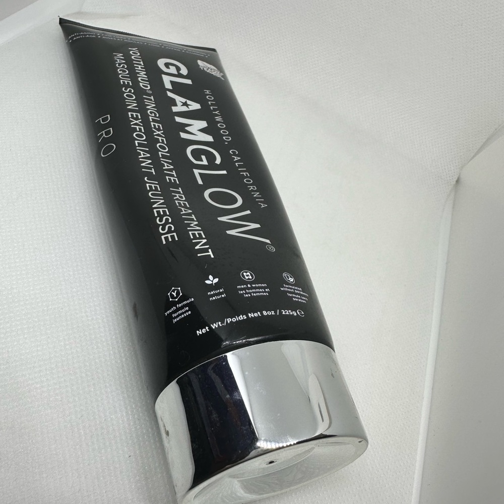 GLAMGLOW  YOUTHMUD® Glow Stimulating Treatment Mask